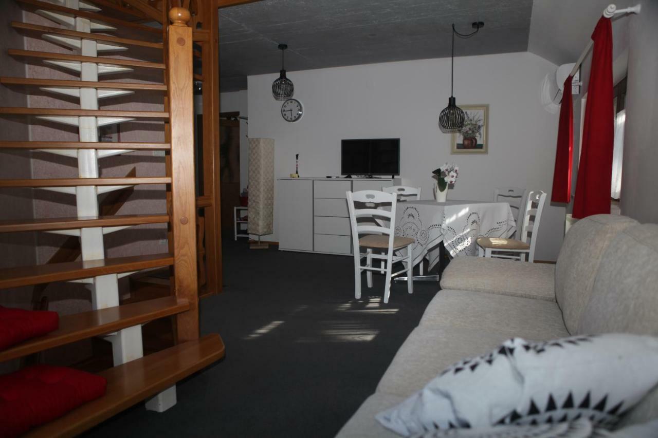 Apartment Fon Blejska Dobrava 外观 照片